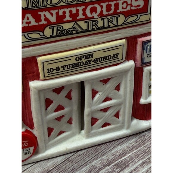 Town Square Collection Coca Cola “Mooney’s Antique Barn” Iluminated RETIRED - Picture 13 of 16